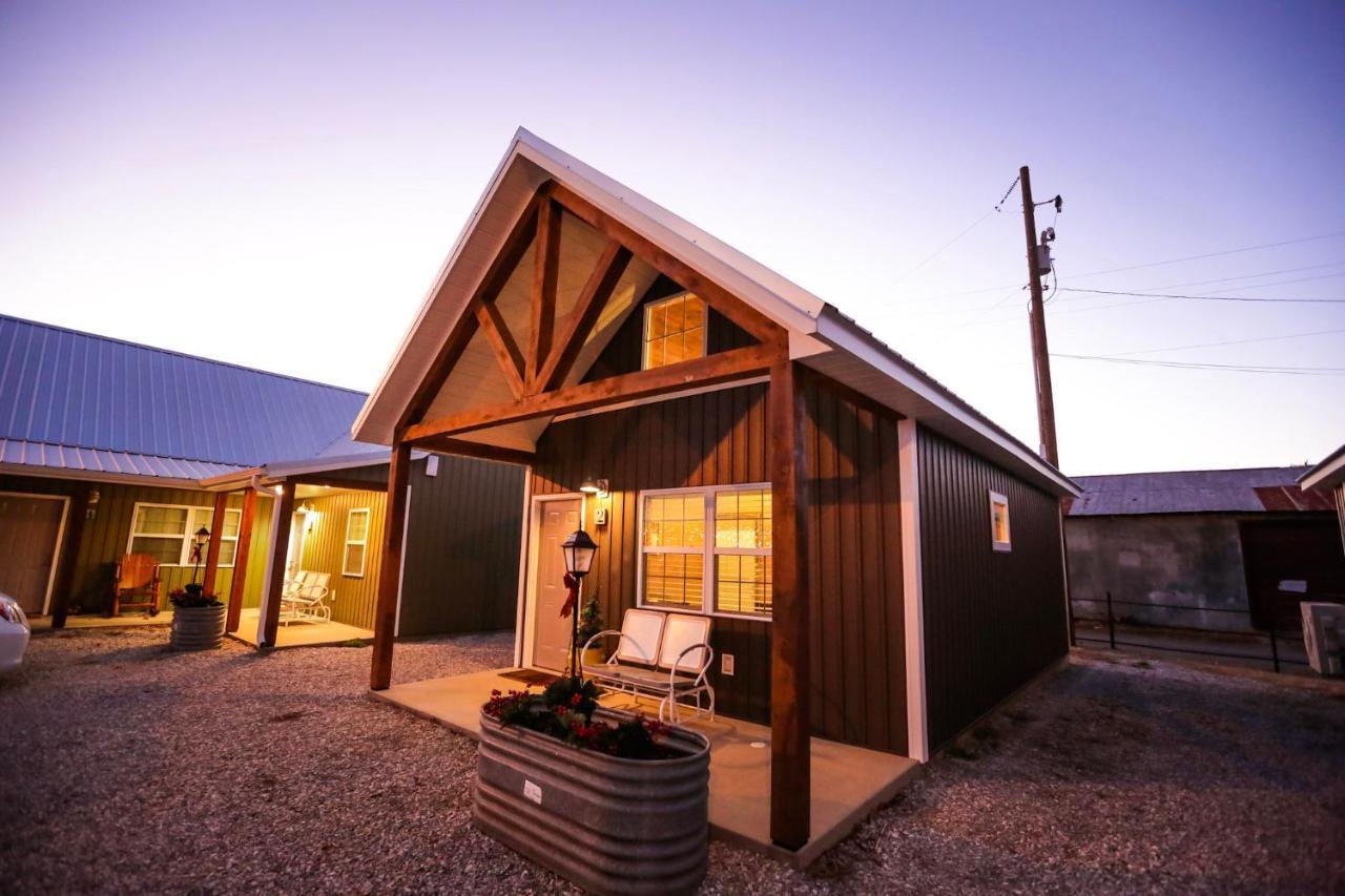 Knotty Squirrel Cabins Mountain View Dış mekan fotoğraf